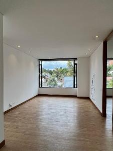 Apartamento de 3 alcobas en venta en Santa Barbara Alta, Bogotá, 287 m² · foto 9 de 20