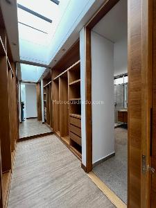 Apartamento de 3 alcobas en venta en Santa Barbara Alta, Bogotá, 287 m² · foto 14 de 20