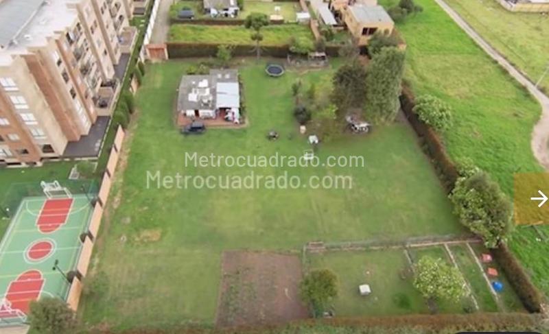 Lote en Venta, Canelon, Cajicá - Más