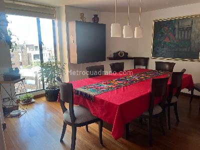 Apartamento de 2 alcobas en venta en Los Rosales, Bogotá, 155 m² · foto 5 de 18