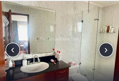 Apartamento de 3 alcobas en venta en Chico Navarra, Bogotá, 235 m² · foto 11 de 12