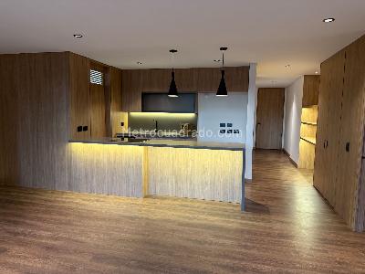 Apartamento de 2 alcobas en venta en Loma Del Esmeraldal, Envigado, 128 m² · foto 3 de 7