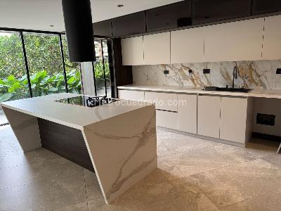 Apartamento en venta en Loma Del Esmeraldal, Envigado · foto 4 de 10