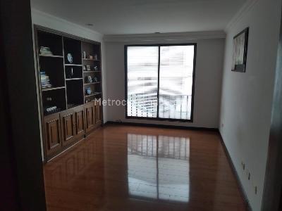Apartamento de 3 alcobas en venta en Chico Norte Ii, Bogotá, 182 m² · foto 4 de 20