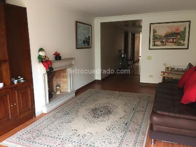 Apartamento de 3 alcobas en venta en Chico Norte Ii, Bogotá, 182 m² · foto 2 de 20