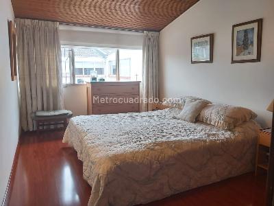 Casa de 5 alcobas en venta en Niza Antigua, Bogotá, 338 m² · foto 14 de 20