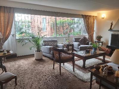 Casa de 5 alcobas en venta en Niza Antigua, Bogotá, 338 m² · foto 3 de 20