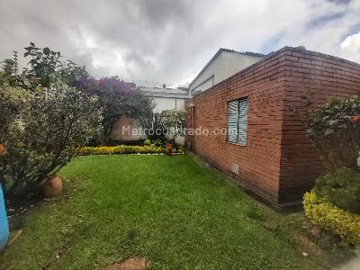 Casa de 5 alcobas en venta en Niza Antigua, Bogotá, 338 m² · foto 20 de 20