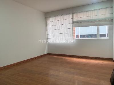 Apartamento de 2 alcobas en venta en Chico, Bogotá, 69 m² · foto 18 de 20