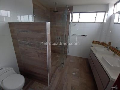 Casa de 3 alcobas en arriendo en Cajicá, 205 m² · foto 15 de 17
