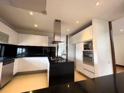 Casa de 4 alcobas en venta en Arboreto, La Calera, 450 m² · foto 5 de 19