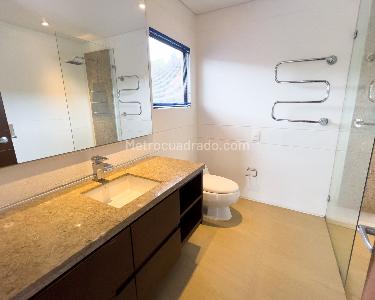 Casa de 4 alcobas en venta en Arboreto, La Calera, 450 m² · foto 8 de 19