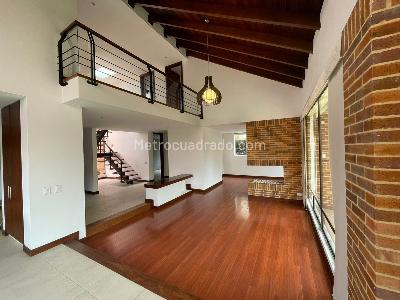 Casa en venta en Cajica, Cajicá · foto 2 de 20
