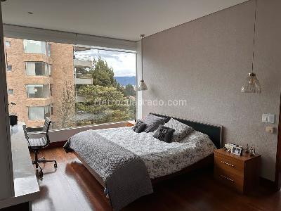 Apartamento de 3 alcobas en venta en Colina De Suba, Bogotá, 213 m² · foto 8 de 10