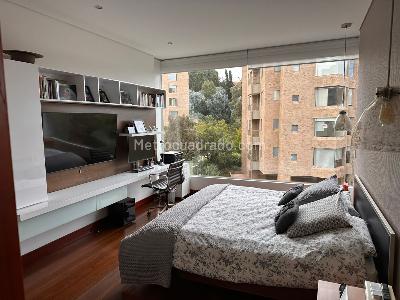 Apartamento de 3 alcobas en venta en Colina De Suba, Bogotá, 213 m² · foto 9 de 10