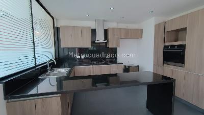Casa de 4 alcobas en venta en Cajicá, 206 m² · foto 7 de 19