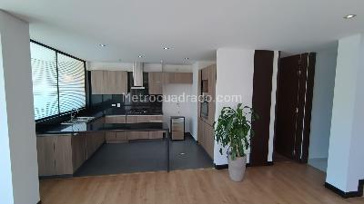 Casa de 4 alcobas en venta en Cajicá, 206 m² · foto 8 de 19