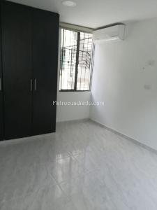 Apartamento de 3 alcobas en venta en Girardot Peñalisa, Girardot, 77 m² · foto 3 de 14