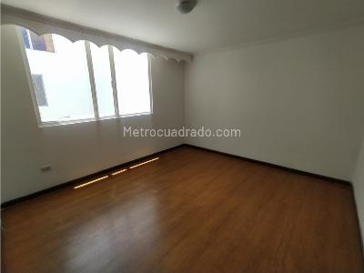 Casa de 4 alcobas en venta en Normandia, Bogotá, 200 m² · foto 11 de 20