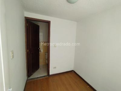 Casa de 4 alcobas en venta en Normandia, Bogotá, 200 m² · foto 16 de 20