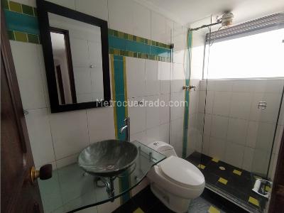 Casa de 4 alcobas en venta en Normandia, Bogotá, 200 m² · foto 18 de 20