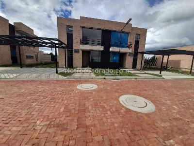 Casa de 3 alcobas en venta en Cajica, Cajicá, 153 m² · foto 7 de 17