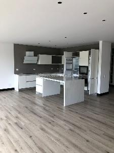 Apartamento de 3 alcobas en venta en El Virrey, Bogotá, 206 m² · foto 8 de 10