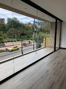 Apartamento de 3 alcobas en venta en El Virrey, Bogotá, 206 m² · foto 5 de 10