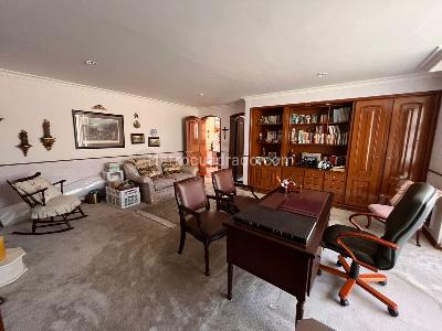 Casa de 4 alcobas en venta en Cerros De Suba, Bogotá, 974 m² · foto 13 de 20