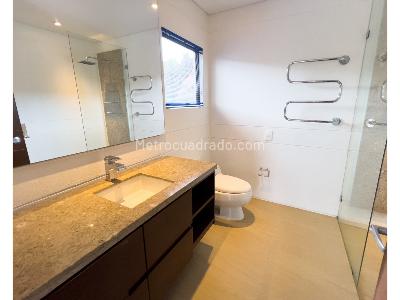 Casa de 4 alcobas en venta en Arboretto, La Calera, 1475 m² · foto 11 de 20