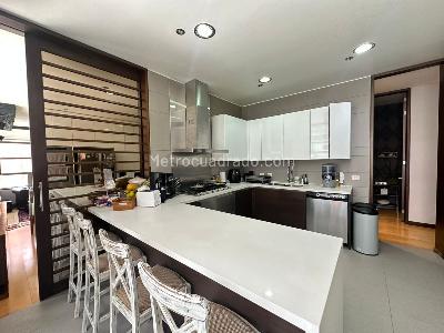 Apartamento de 3 alcobas en venta en La Cabrera Alta, Bogotá, 265 m² · foto 16 de 18