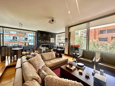 Apartamento de 3 alcobas en venta en La Cabrera Alta, Bogotá, 265 m² · foto 2 de 18