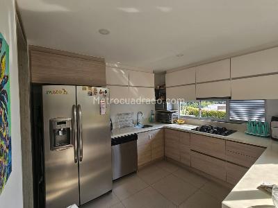 Casa en venta en Paseo Del Bosque, Manizales · foto 2 de 15