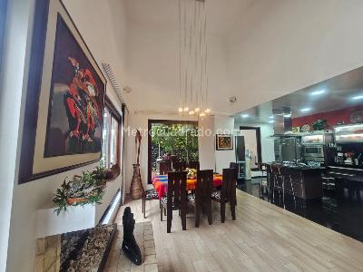 Casa de 3 alcobas en venta en Cajicá, Cajicá, 249 m² · foto 2 de 20