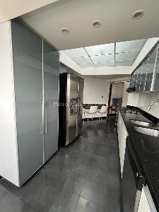 Apartamento en venta en La Atalaya, Manizales · foto 4 de 13