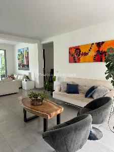 Casa de 4 alcobas en venta en San Jose De Las Villas, Pereira, 283 m² · foto 2 de 19