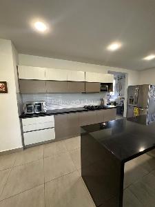 Casa de 4 alcobas en venta en San Jose De Las Villas, Pereira, 283 m² · foto 9 de 19