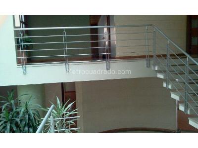 Casa de 1 alcoba en venta en Chico Norte, Bogotá, 860 m² · foto 6 de 7