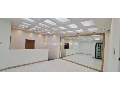 Casa de 5 alcobas en venta en El Nogal, Bogotá, 400 m² · foto 9 de 20