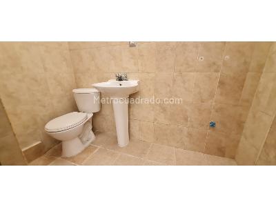 Casa de 5 alcobas en venta en El Nogal, Bogotá, 400 m² · foto 13 de 20