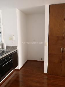 Apartaestudio en venta en San Patricio, Bogotá, 40 m² · foto 2 de 10