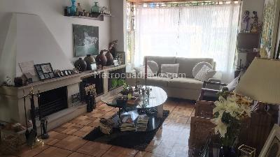 Casa de 4 alcobas en venta en Colina Camprestre, Bogotá, 220 m² · foto 3 de 20