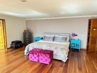 Apartamento de 3 alcobas en venta en Los Rosales, Bogotá, 412 m² · foto 7 de 10