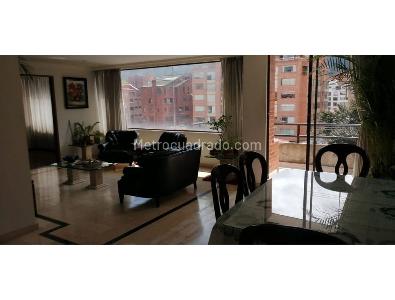 Apartamento de 3 alcobas en venta en La Carolina, Bogotá, 256 m² · foto 5 de 20