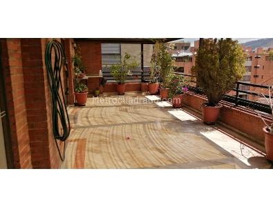 Apartamento de 3 alcobas en venta en La Carolina, Bogotá, 256 m² · foto 19 de 20