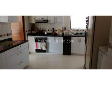 Apartamento de 3 alcobas en venta en La Carolina, Bogotá, 256 m² · foto 8 de 20