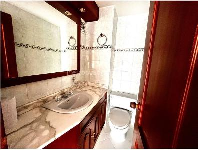 Apartamento en venta en Santa Barbara Central, Bogotá · foto 7 de 11