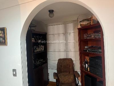 Apartamento en venta en Santa Barbara Occidental, Bogotá · foto 2 de 6