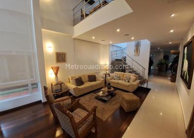 Casa de 4 alcobas en venta en Cajicá, Cajicá, 228 m² · foto 2 de 19