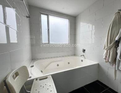 Casa de 4 alcobas en venta en Cajicá, Cajicá, 228 m² · foto 12 de 19